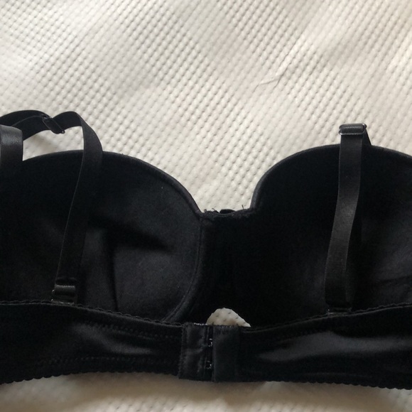 Bra womens new size 34B 85% nylon 15% spandex black Rampage Intimates - Picture 2 of 2